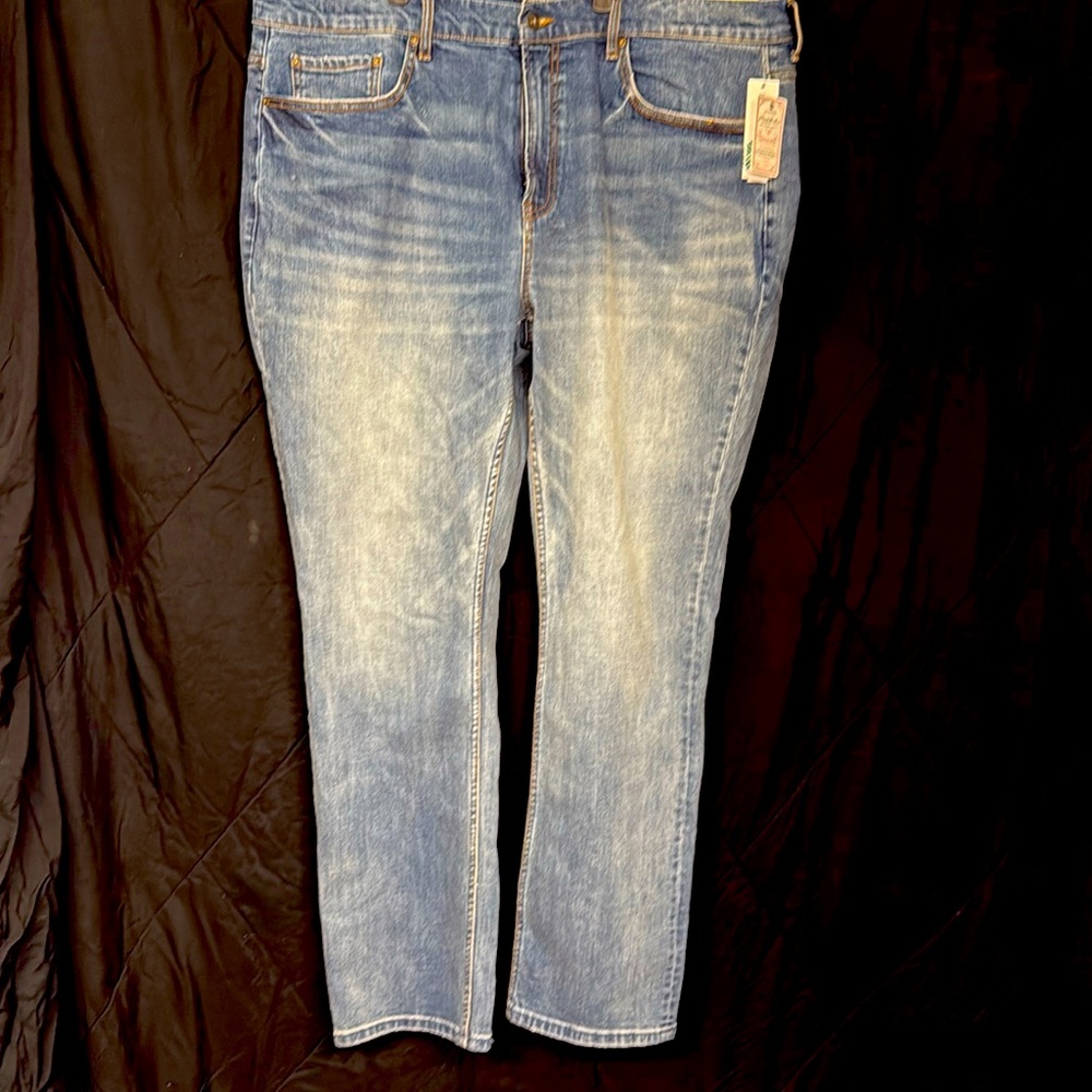 Nashville Straight Fit Stretch Jeans